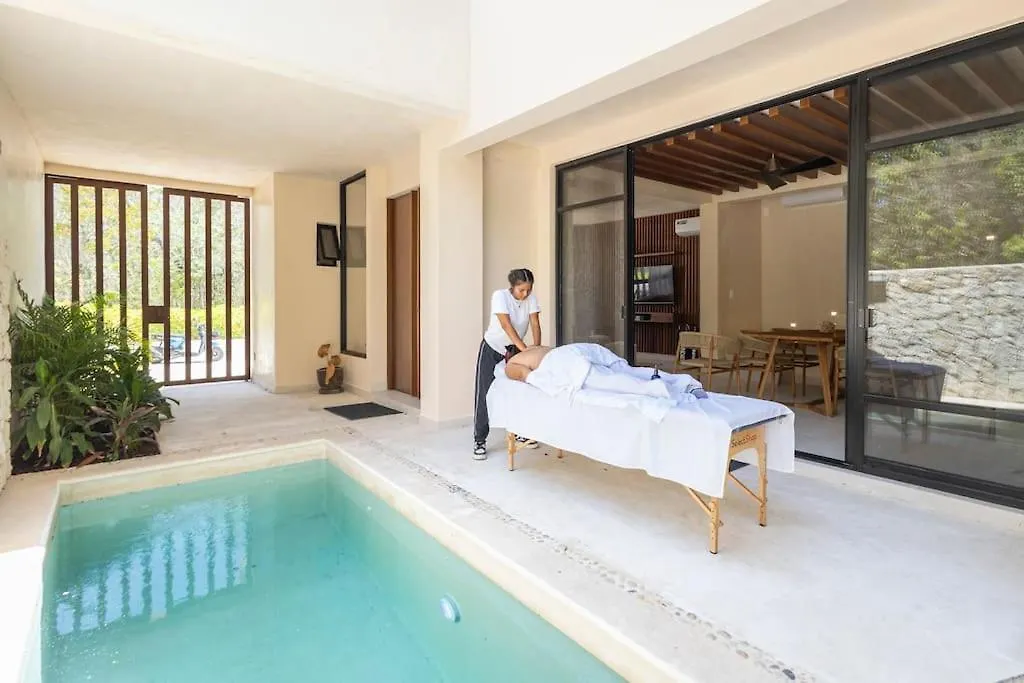 Brand New Lux 4 Bed Villa 2 Pools! Tulum Mexico