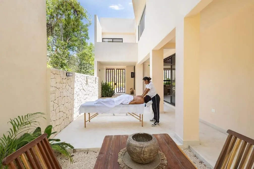 Brand New Lux 4 Bed Villa 2 Pools! Tulum 0*,