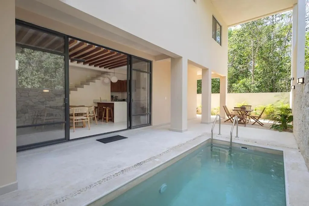 Brand New Lux 4 Bed Villa 2 Pools! Tulum