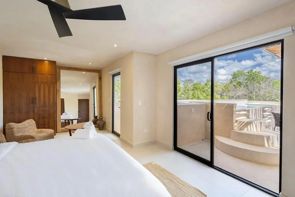 Brand New Lux 4 Bed Villa 2 Pools! Tulum Mexico