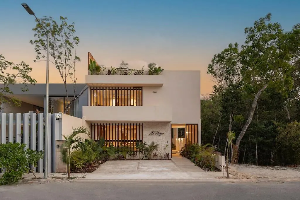 Brand New Lux 4 Bed Villa 2 Pools! Tulum